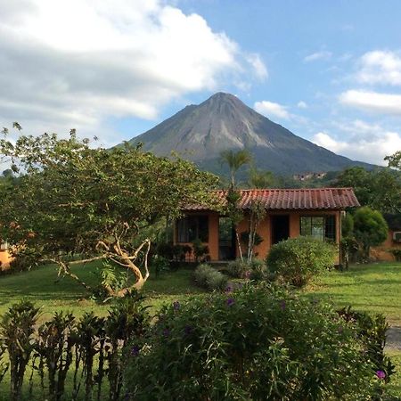Cabinas Los Guayabos Hotell La Fortuna Eksteriør bilde