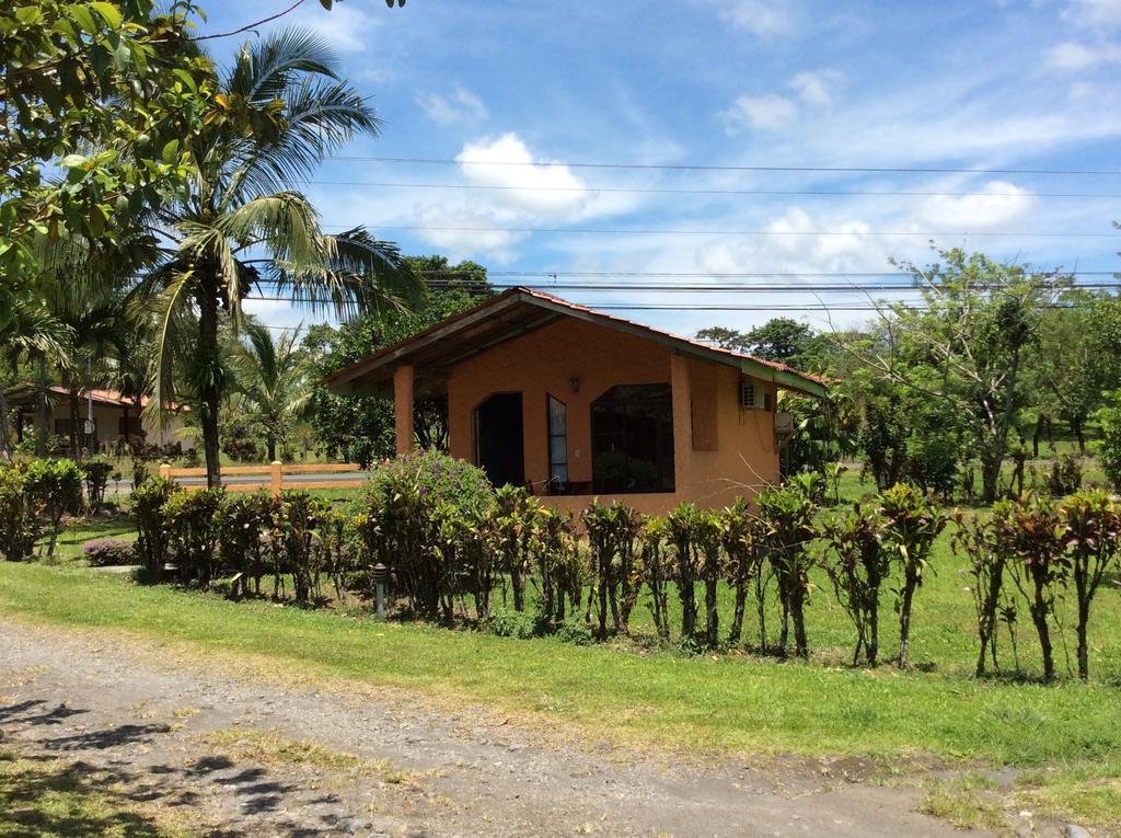 Cabinas Los Guayabos Hotell La Fortuna Eksteriør bilde