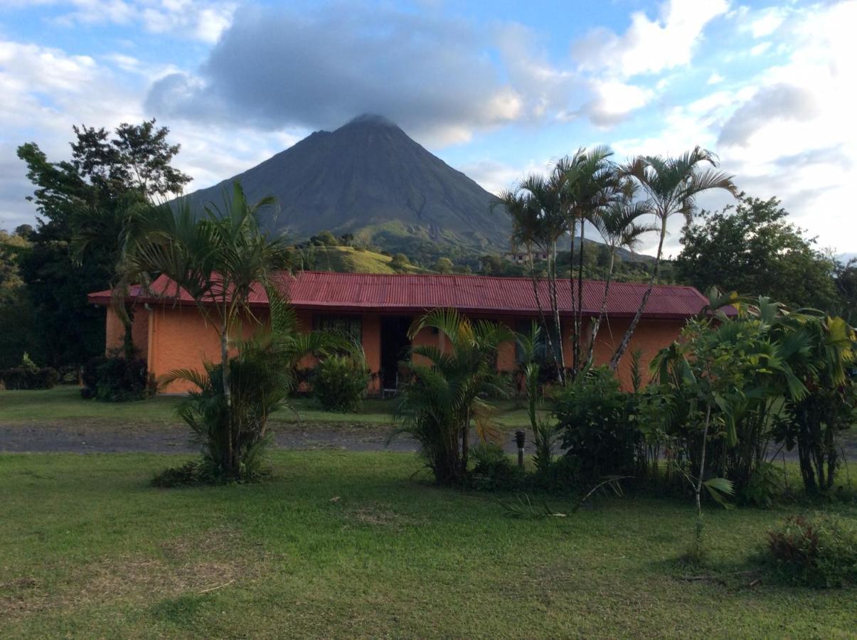 Cabinas Los Guayabos Hotell La Fortuna Eksteriør bilde