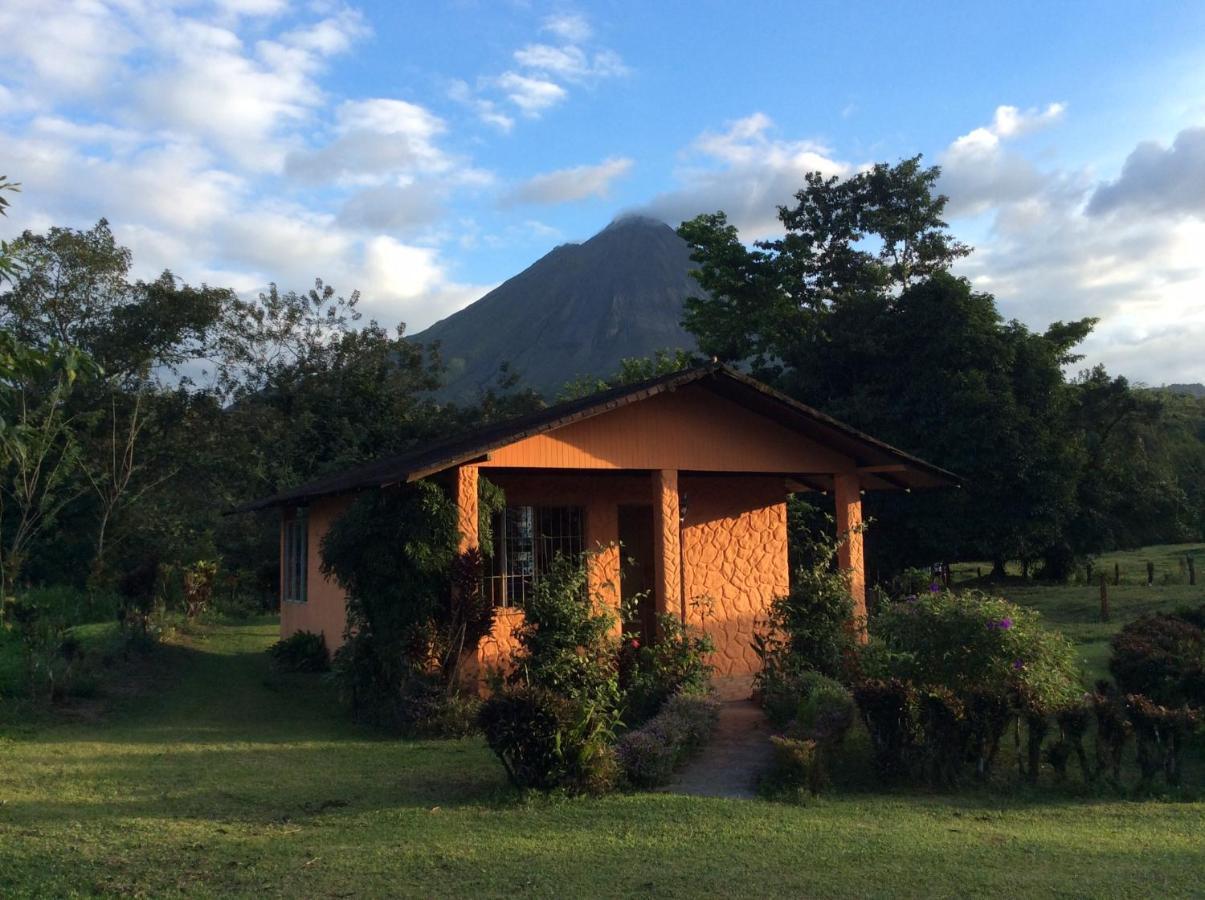 Cabinas Los Guayabos Hotell La Fortuna Eksteriør bilde