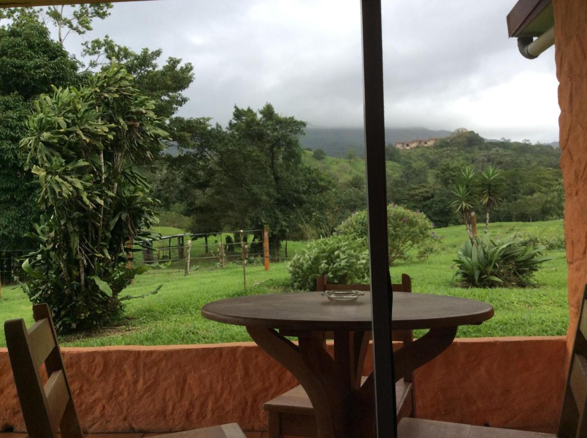 Cabinas Los Guayabos Hotell La Fortuna Eksteriør bilde